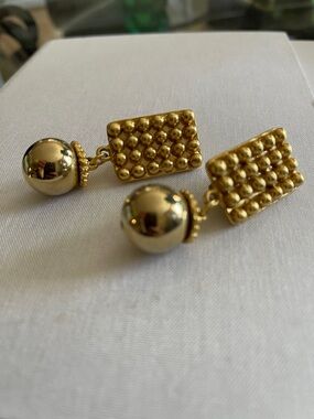 Vintage gold tone drop Earrings